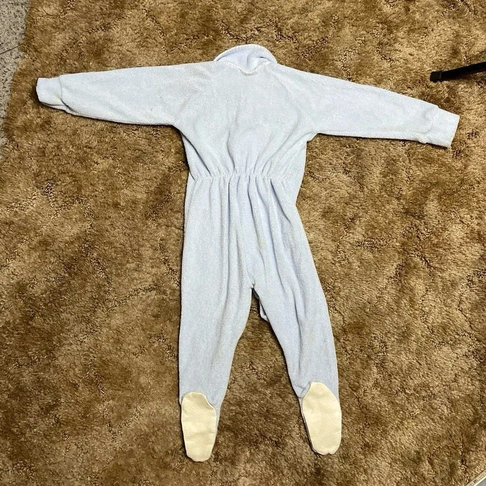 Vintage Winnie‎ The Pooh Kids Onesie Size 24 Month's